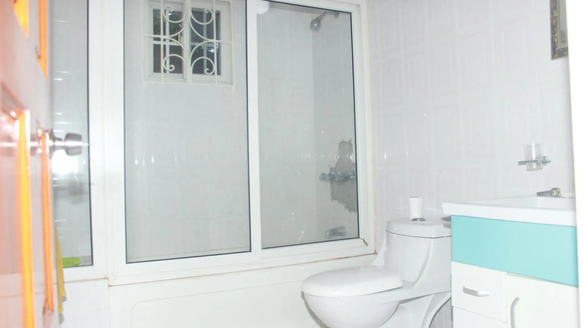 Sun Valley Retreat In Montego Bay 0*,  Giamaica