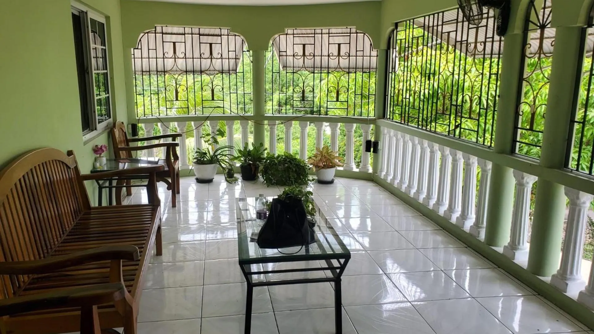Sun Valley Retreat In Montego Bay Giamaica